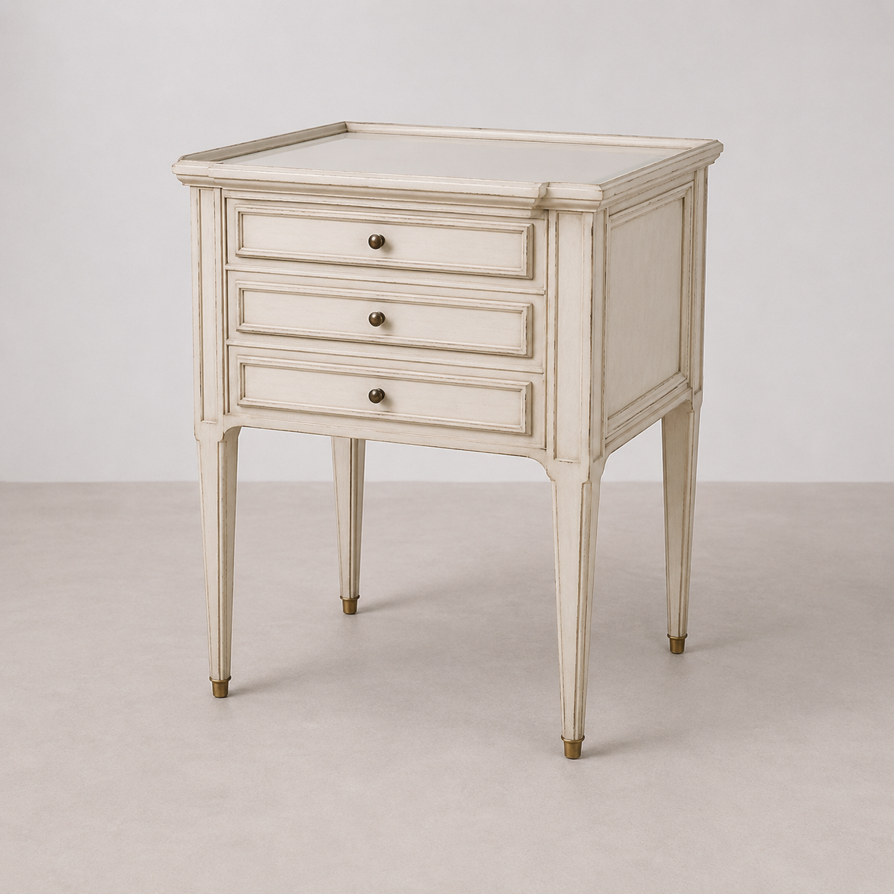 Table de Chevet Patinée Beige