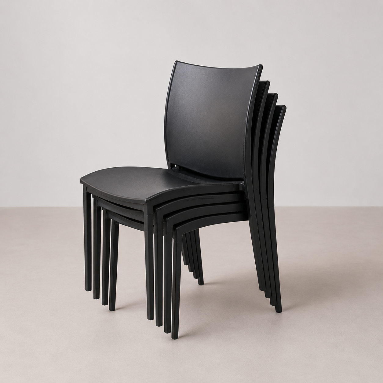 Chaise Noire Empilable Design
