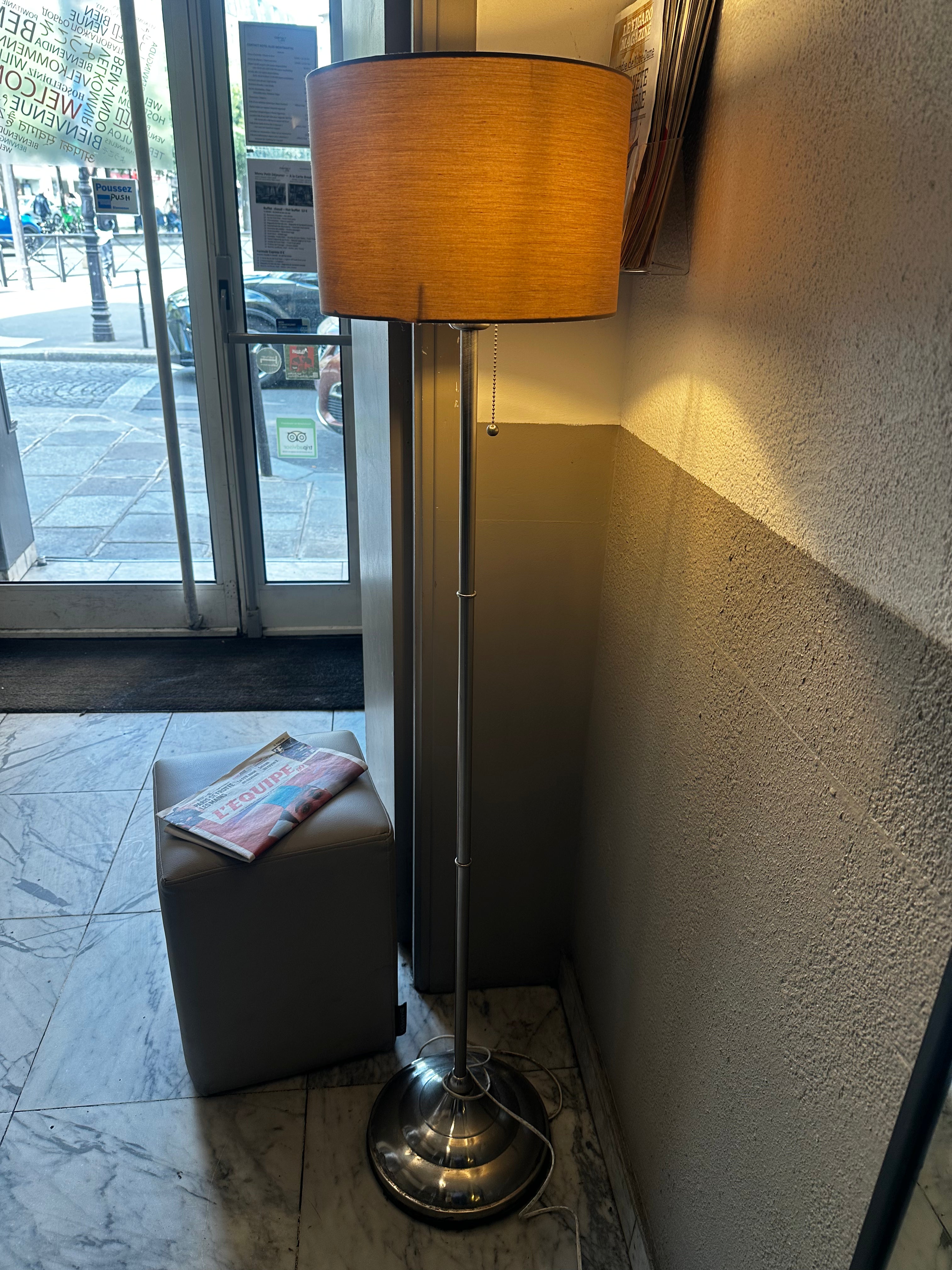 Lampadaire d'Ambiance à Abat-Jour