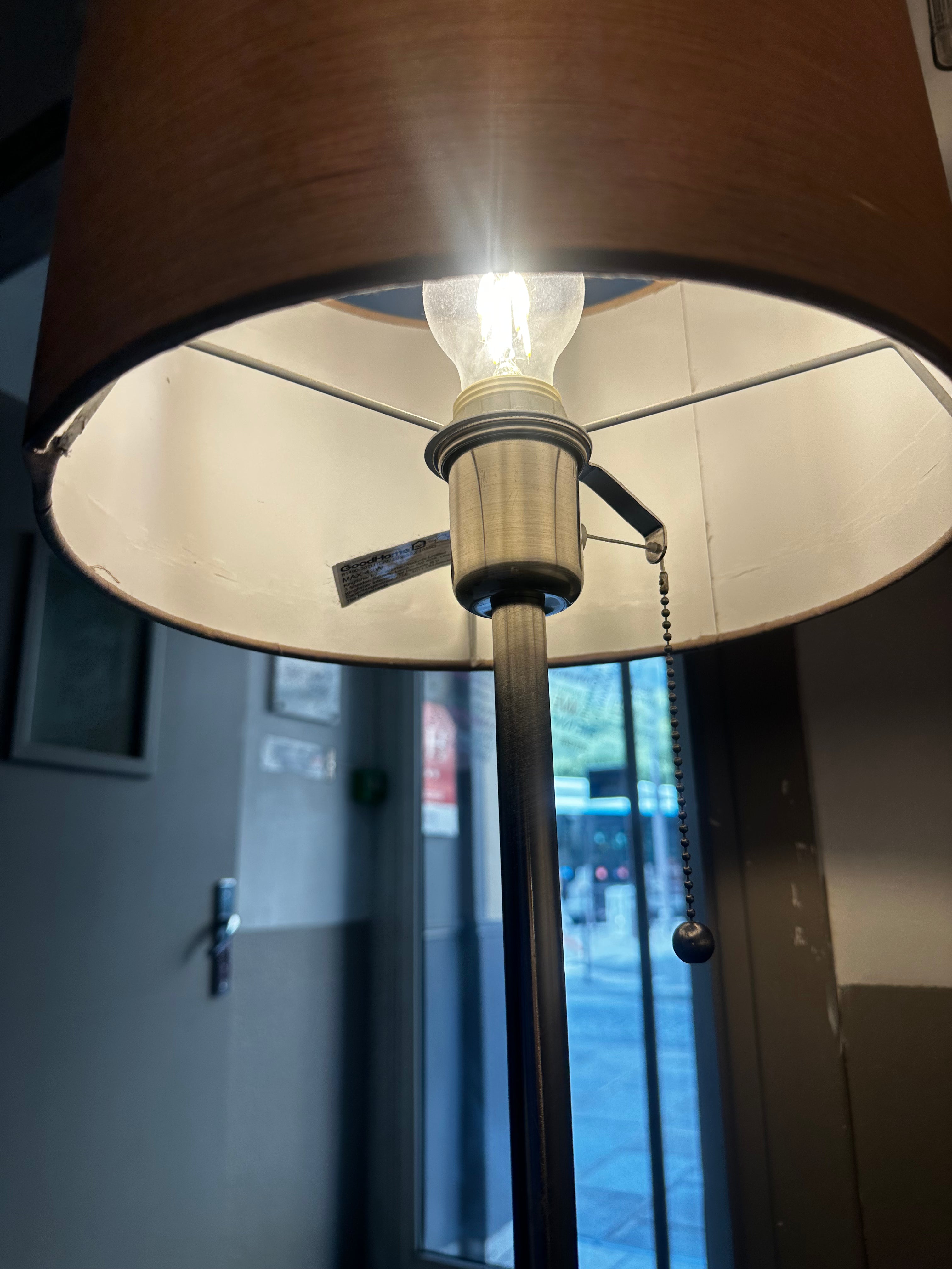Lampadaire d'Ambiance à Abat-Jour
