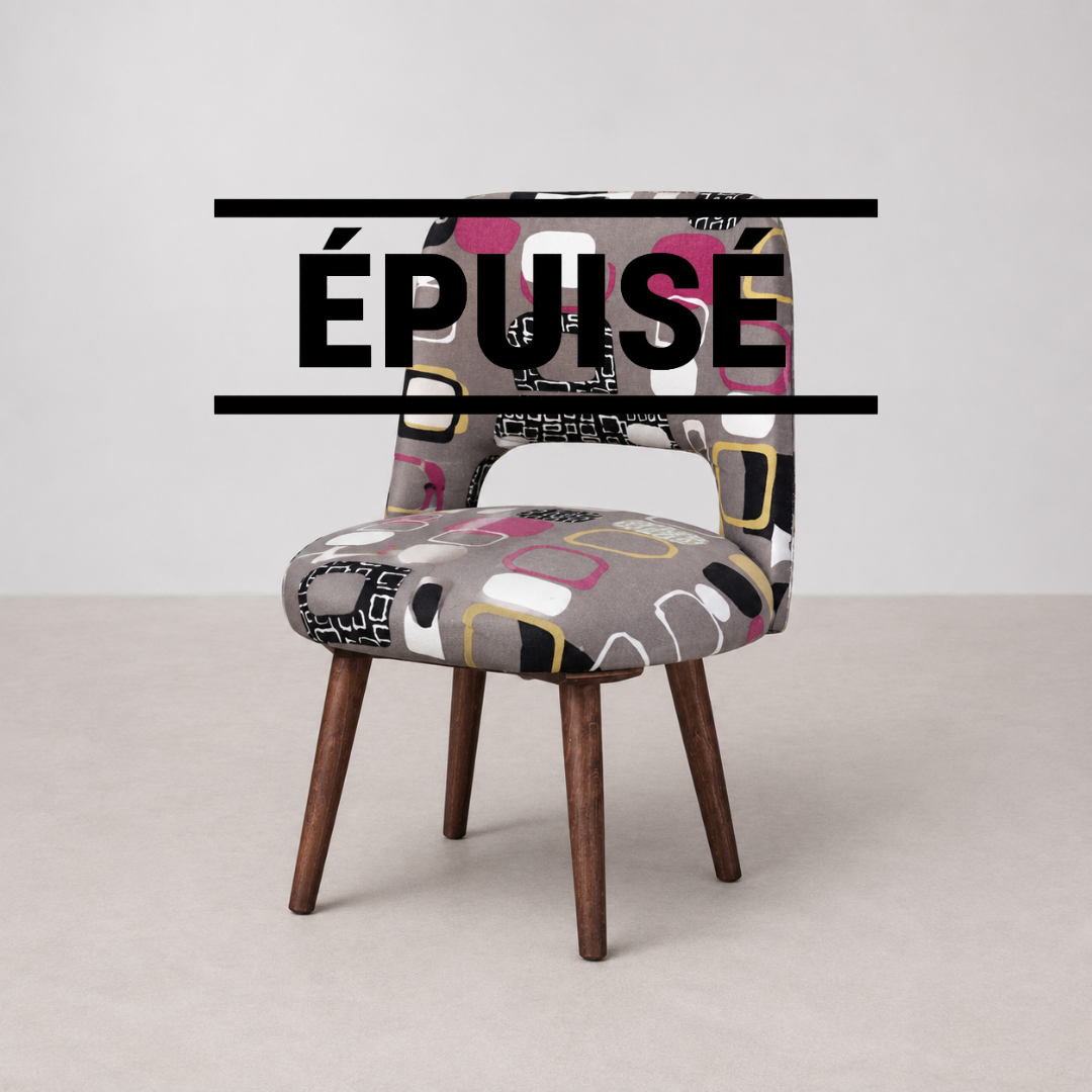 Chaise grise à motifs rétro