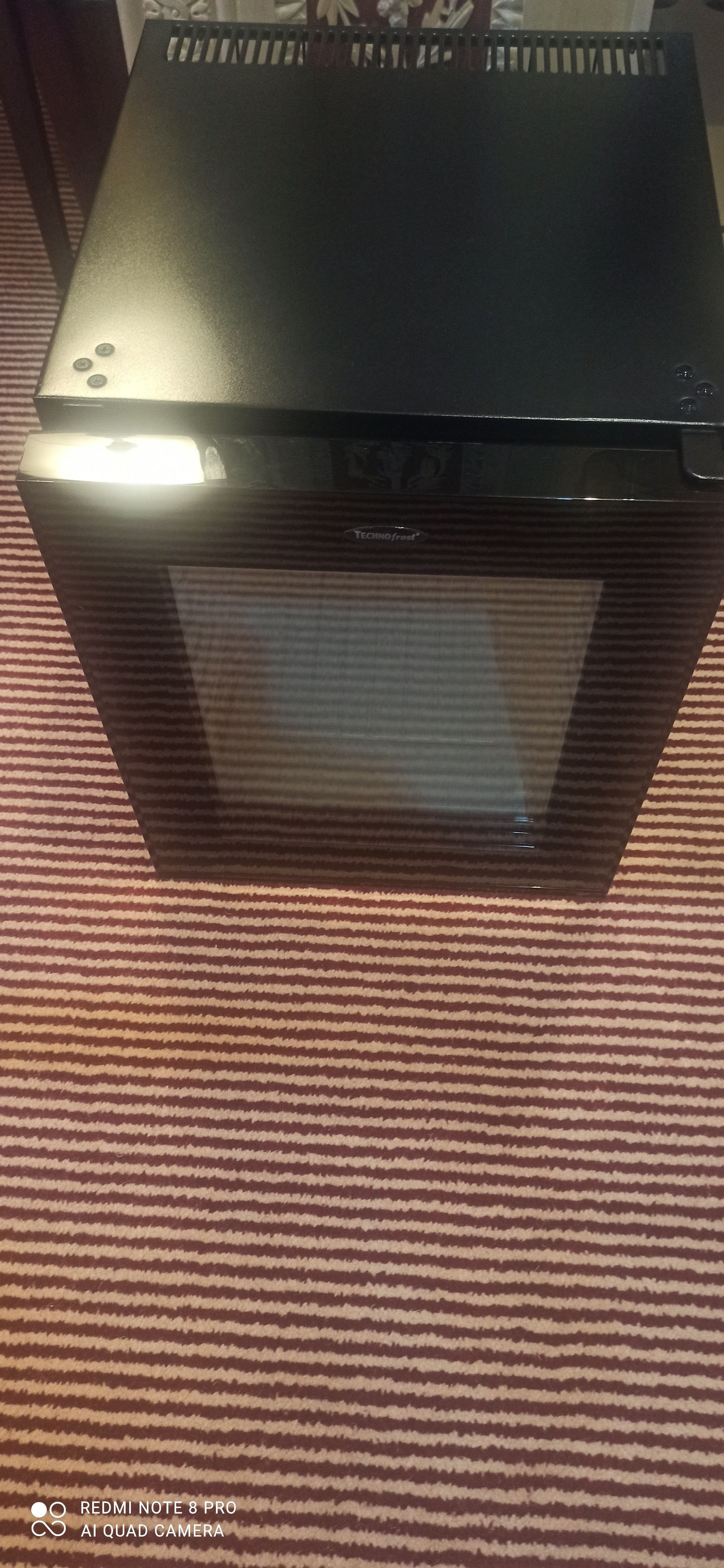Minibar Silencieux 26 L Porte Vitrée Noire
