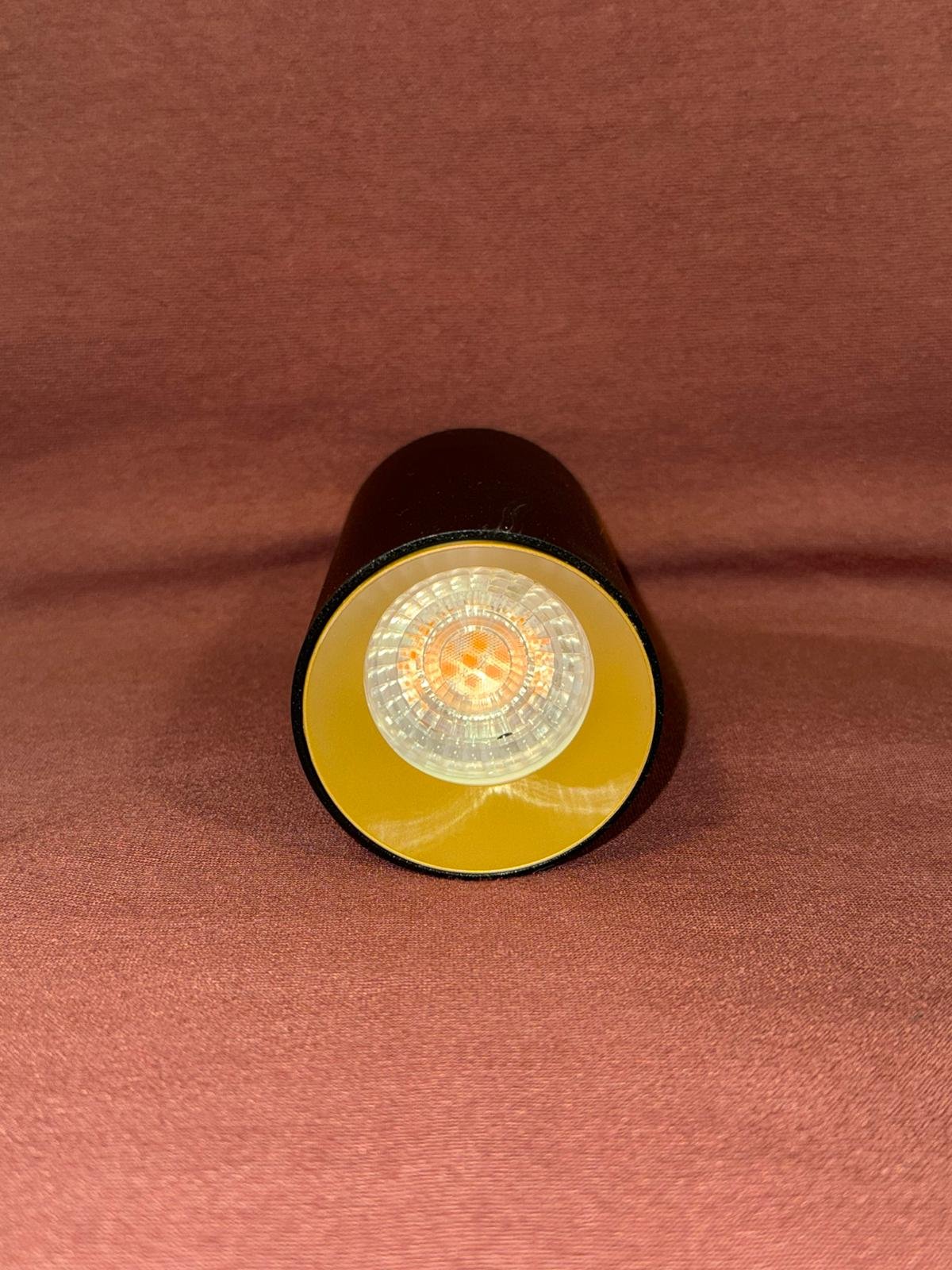 Aplique negro simple Alve Iluminaria