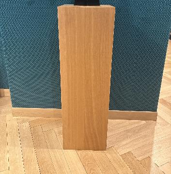 Colonne Décorative en Bois